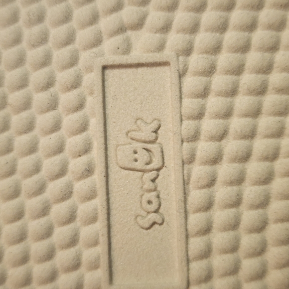 Sanuk Women's Pink Sneakers - Picture 2 of 4